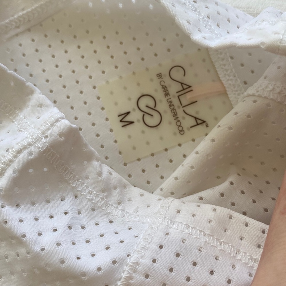 White pullover